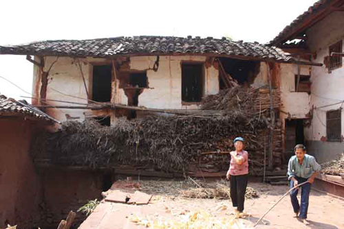 【直击】云南巧家发生4.8级地震救灾现场
