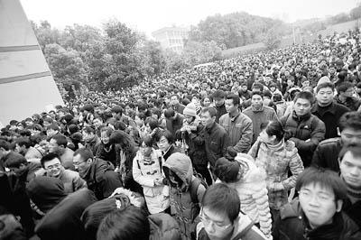 人社部:大学生村官报考公务员将不再享受加分政策
