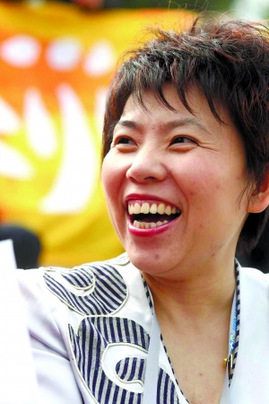 37岁邓亚萍履新人民日报 级别正局级已到岗工作