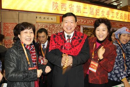 全省百名手工艺女能手扮靓农高会