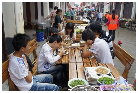 云南盐津创业一条街亮点纷呈