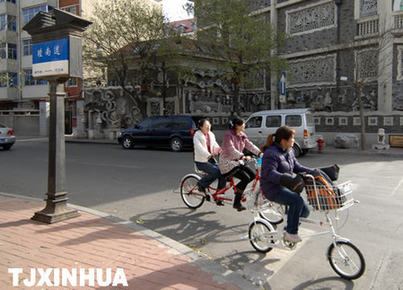 天津五大道观光自行车添风景
