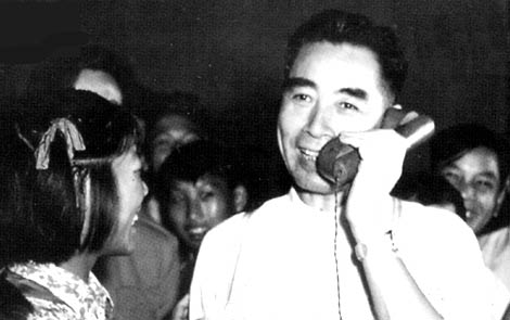 周恩来十大可爱瞬间 伟人也有萌态