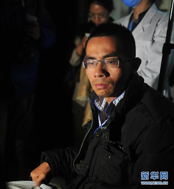 父爱拳拳 湖北男子冒险跨血型捐肝救子