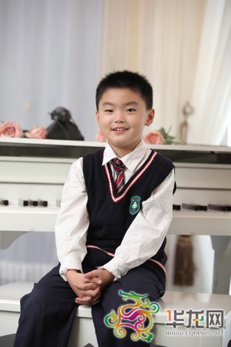 重庆9岁男孩加入市作协 成重庆最小作协会员