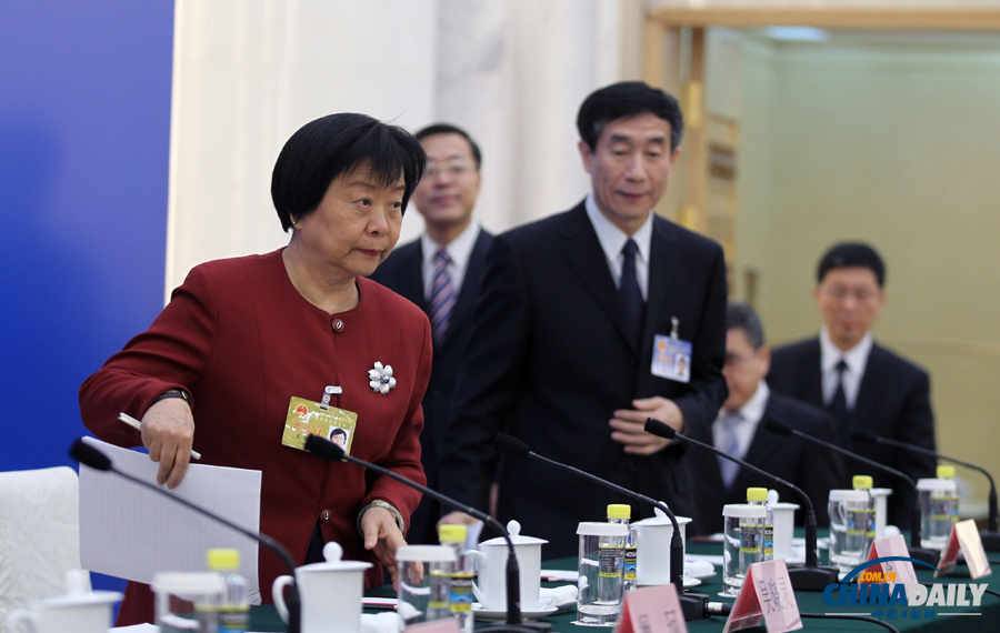 全国人大常委会通过《关于加强网络信息保护的决定》