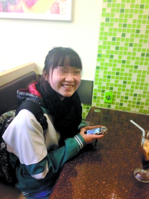 保时捷少女救人被疑炒作 清纯生活照曝光(组图)