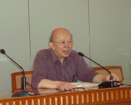 梅仁毅教授