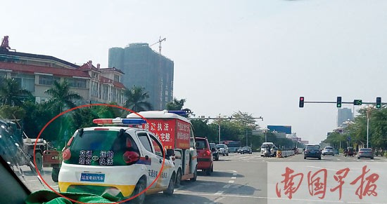 贵港：无牌电动汽车上路执法 公车短缺实属无奈?