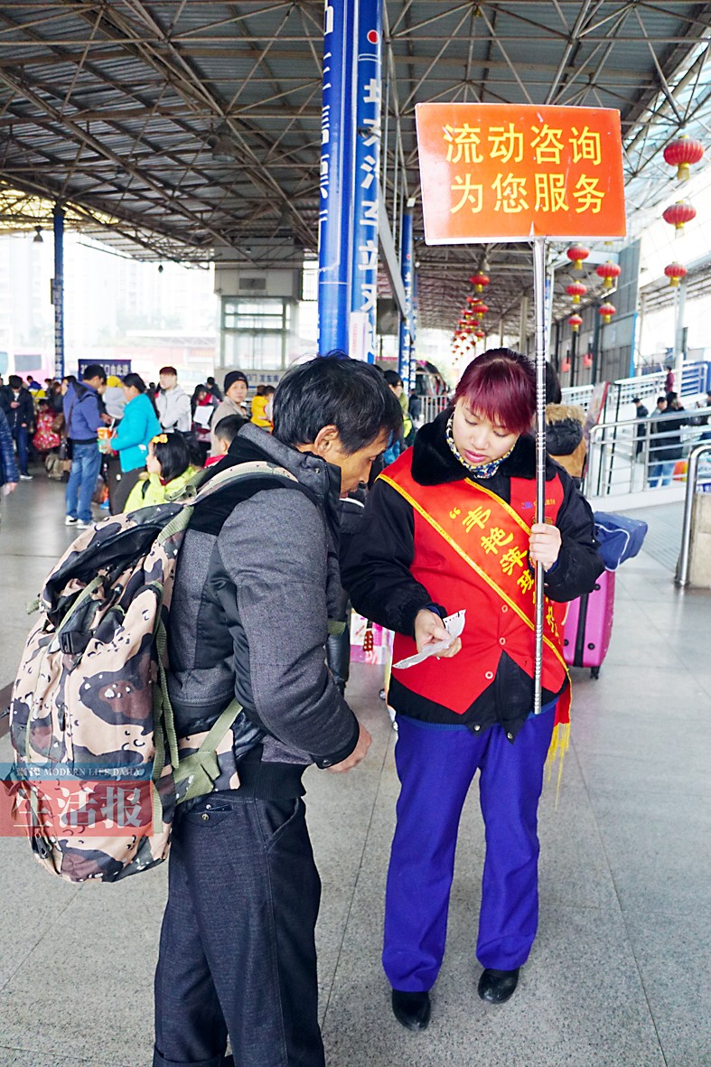 春运首日南宁运送旅客18万人 火车东站迎大考