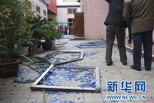 江苏江都发生一起爆炸事故致2死9伤