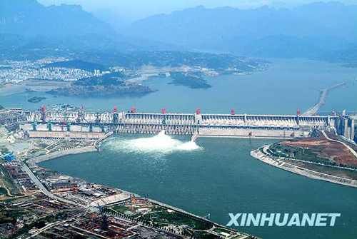 1994年：高峡出平湖