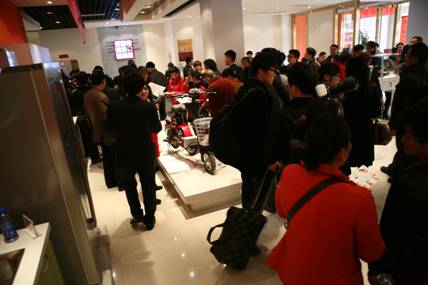 爱国者国货精品馆落户巴蜀 成都地区首批店隆重开业