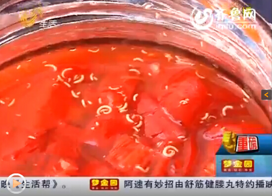 济南：剁椒中吃出白色细长物体 顾客怀疑是蛆虫