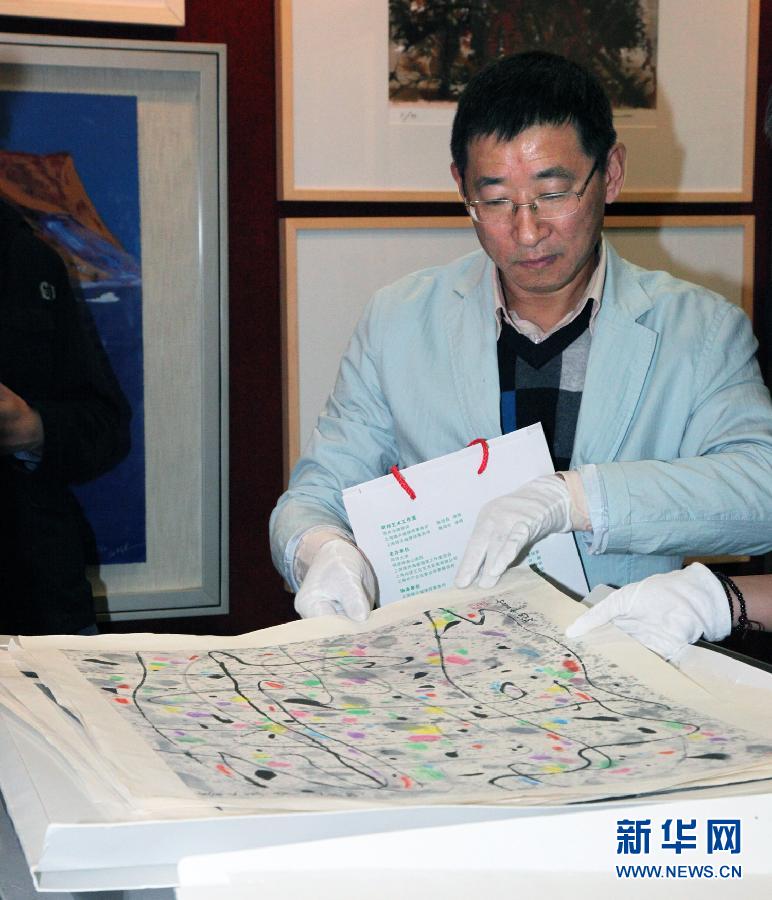 上海艺博会: 展期近尾声 交易仍火爆