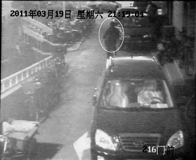 业主发视频图曝小偷作案过程(组图)
