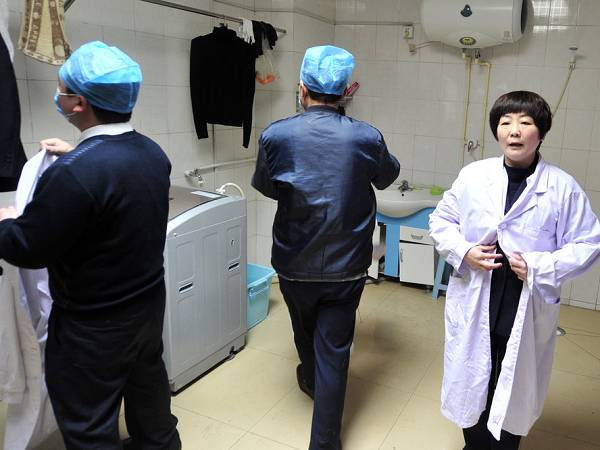 探访中国神秘的职业入殓师