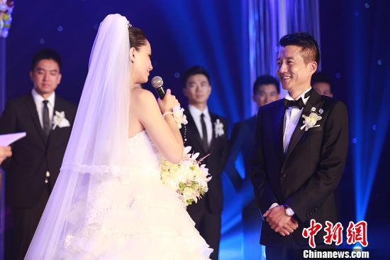 “槿汐姑姑”孙茜大婚 《甄嬛传》剧组重聚