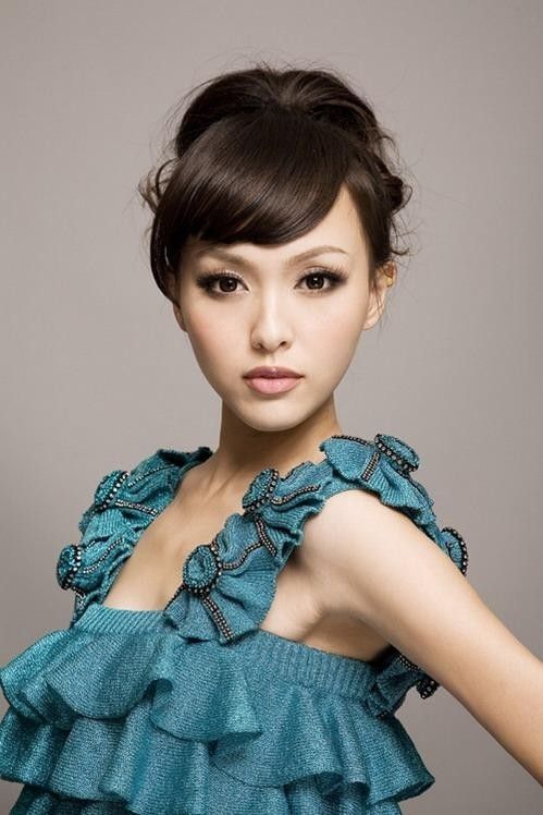 杨幂刘亦菲刘诗诗唐嫣新代女星身价排名（图）