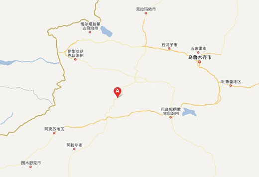 新疆八月飞雪打雪仗 内地高温区网友羡慕不已
