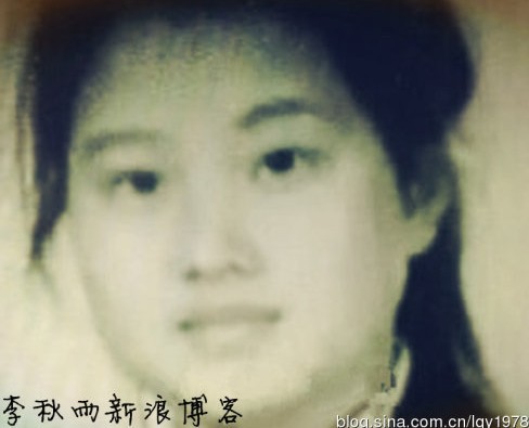 宋祖英发脾气的样子超可爱