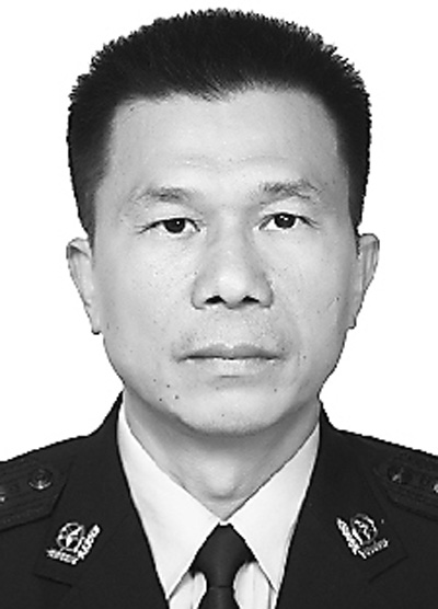 全国优秀共产党员简介
