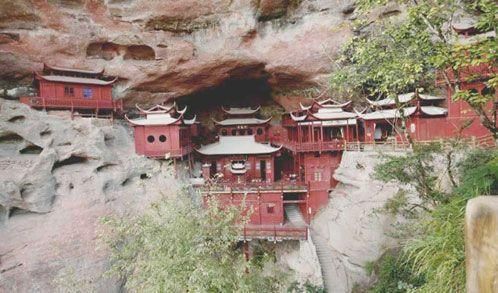 细数中国南北七大悬空寺