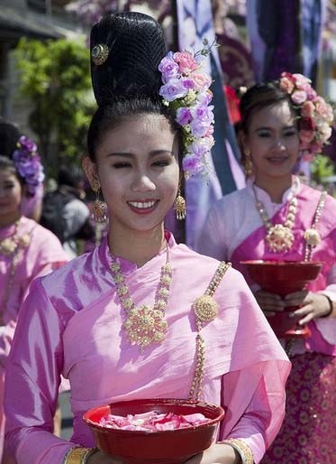探秘泰国真正的“美人窝” 都是大美女(组图)