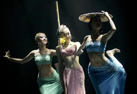 “文化中国·辛亥百年”赴北美艺术团在温哥华首演