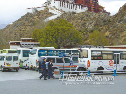 西藏旅游车辆7月1日前将全部安装GPS定位系统