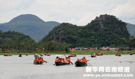 云南:湖光山色美 人在画中游