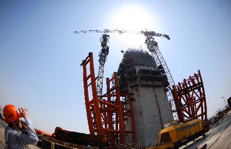 杭州湾上第二座跨海大桥——嘉绍跨海大桥建设进度过半