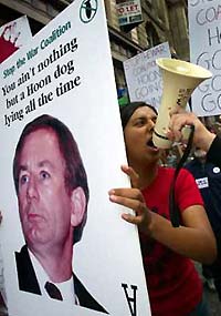 Embattled Blair faces dead UK scientist inquiry