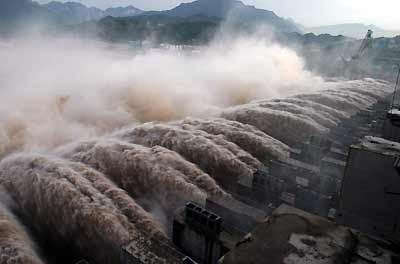 China's Three Gorges reservoir. [newsphoto/file]