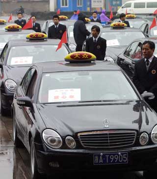 Mercedes-Benz taxis serve passengers