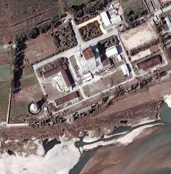 North Korea ruled out on March 16, 2005 a return to stalled six-way talks on its nuclear weapons programs unless the United States retracted its labeling of Pyongyang as an 'outpost of tyranny.' North Korea's Yongbyon nuclear reactor is seen in this September 2004 satellite image. [Reuters]