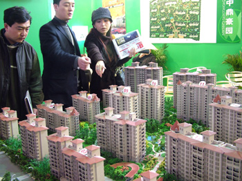 Shanghai targeting at property bubbles