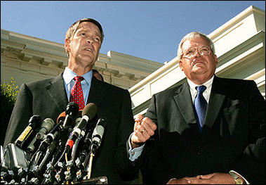 Leaders of the US Republican party Bill Frist(L), the Senate Majority leader, and House Speaker Dennis Hastert speak outside the White House in September 2005.