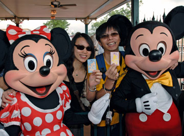 Youth getting excited about HK Disneyland