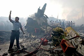 At least 149 killed in Indonesian air crash