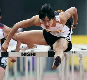 Liu Xiang stars in Seiko Super Track and Field 2005 