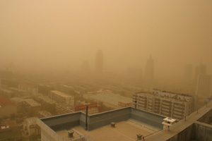 Sandstorm hits Ji'nan