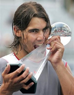 Nadal Beats Agassi in the Rogers Cup Final