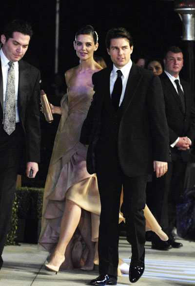 Tom Cruise and Katie Holmes arrive for the Vanity Fair Oscar Party