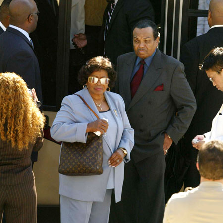 Joe Jackson suing AEG Live