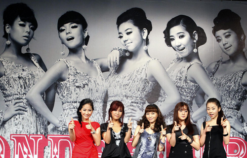The Wonder Girls promote new album in Taipei