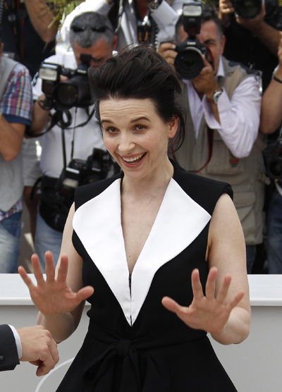 Juliette Binoche at photocall for film Copie Conforme