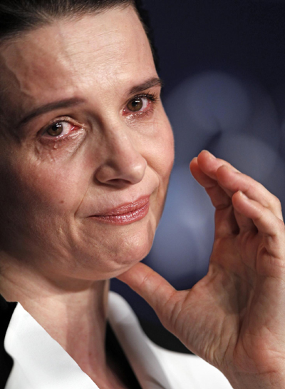 Juliette Binoche at photocall for film Copie Conforme