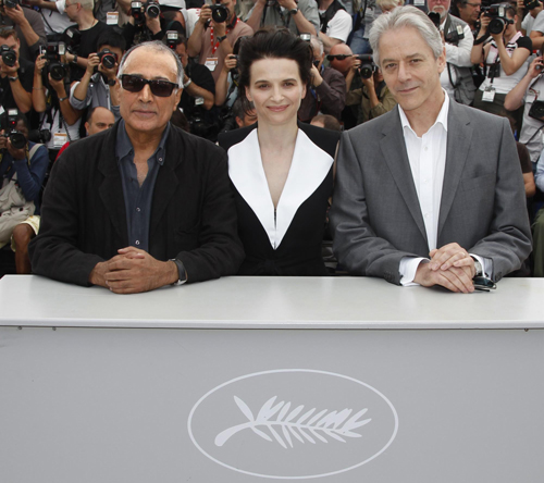 Juliette Binoche at photocall for film Copie Conforme
