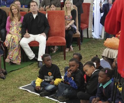 Travolta donates to Nelson Mandela Children's Fund